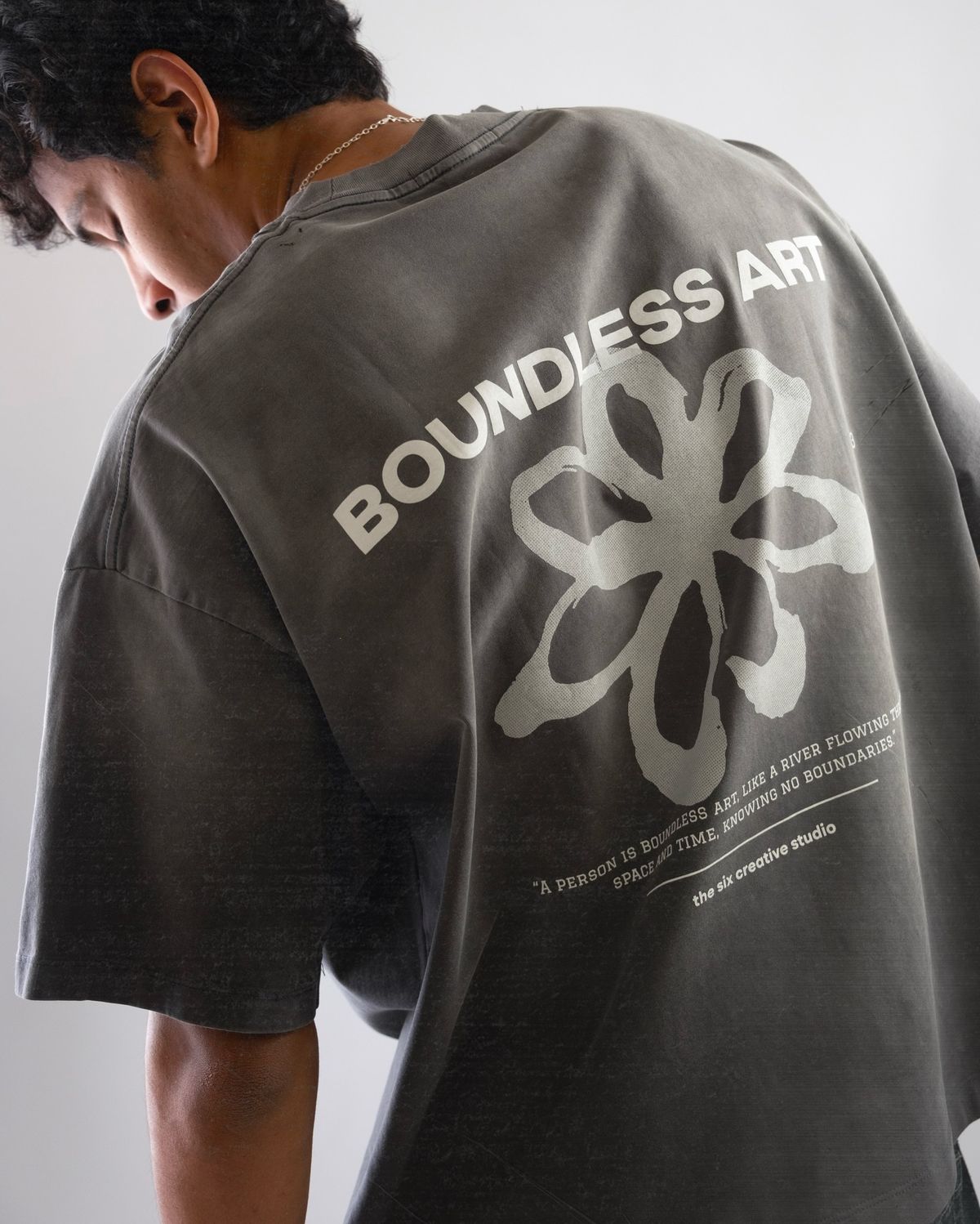 Boundless art oversized tee