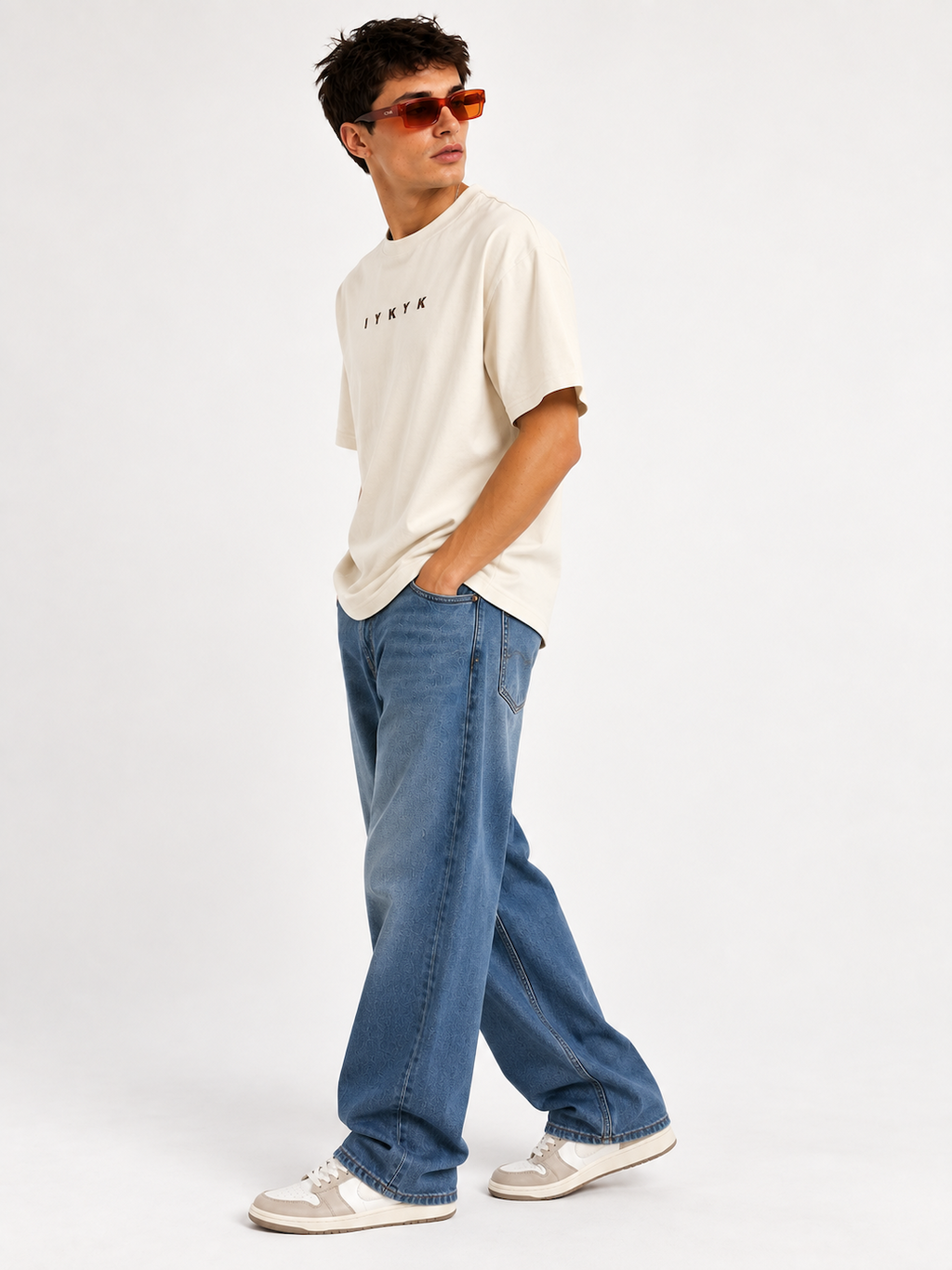IYKYK OVERSIZED T-SHIRT